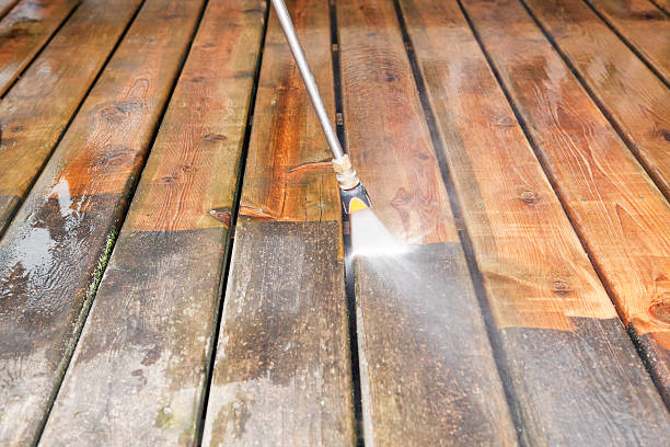 Best Deck and Patio Pressure Washing in Underwood, IA